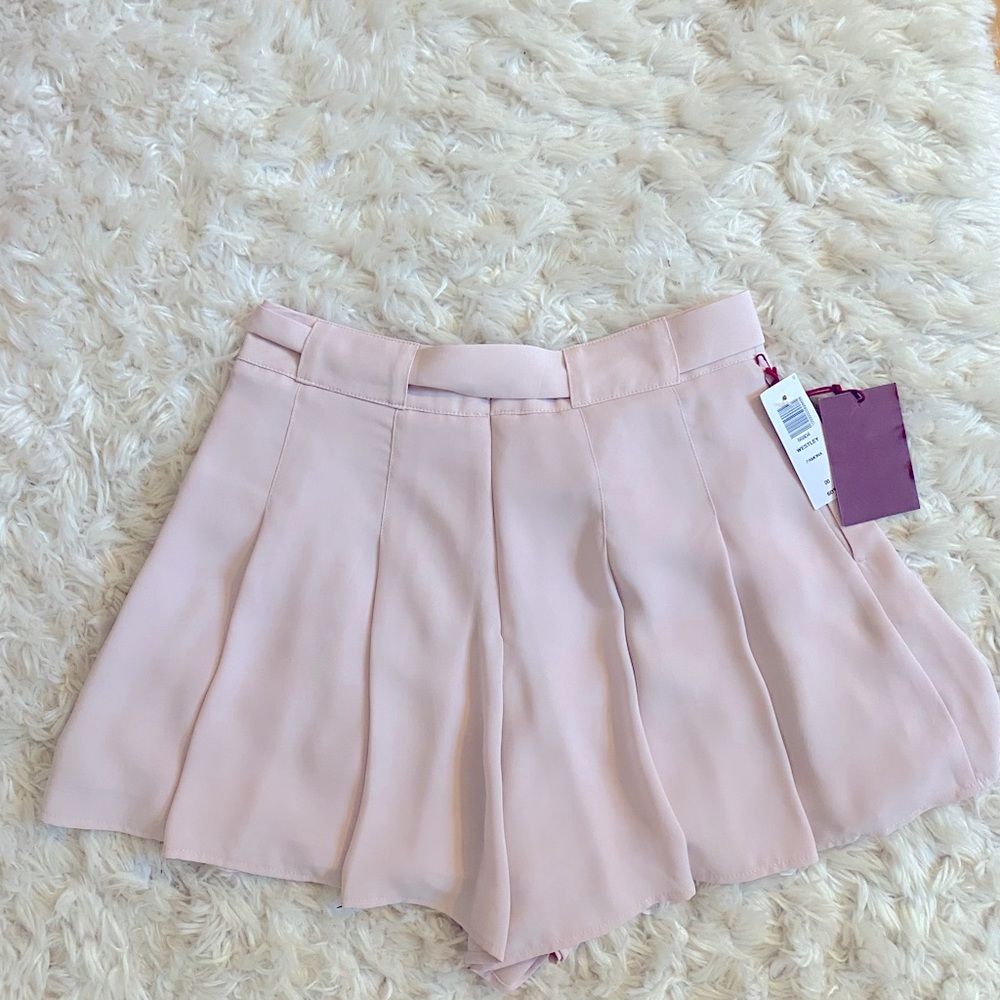 Aritzia Sunday Best Pink Shorts